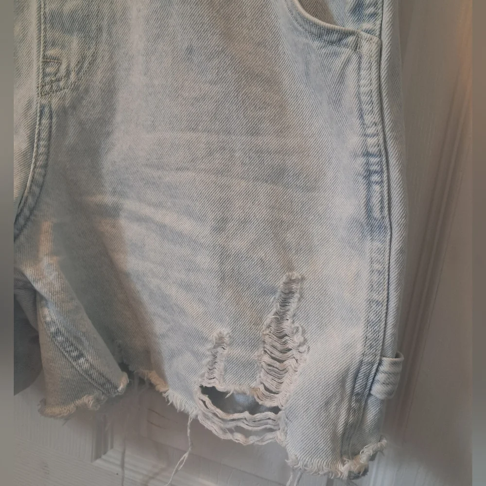 Light Wash Denim Short Overalls - Picture 2 of 8